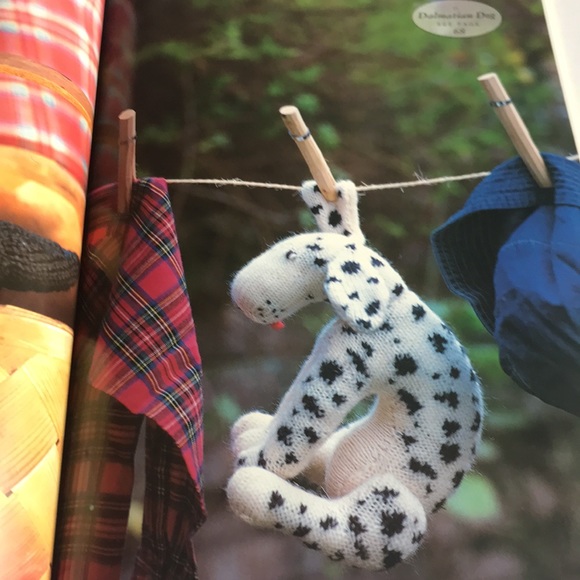 Debbie Bliss Toy Knits Book Knitting Gift Ideas - Picture 4 of 8